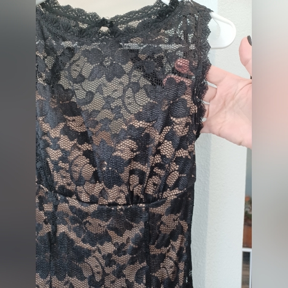DEB Black Lace elegant sexy long gown - Picture 3 of 4